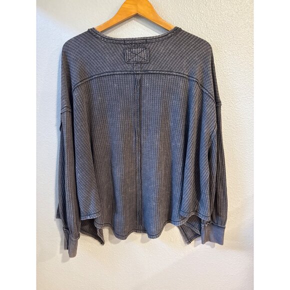 We The Free Oversized Gray Waffle Knit V-Neck Long Sleeve Top S - Picture 3 of 5